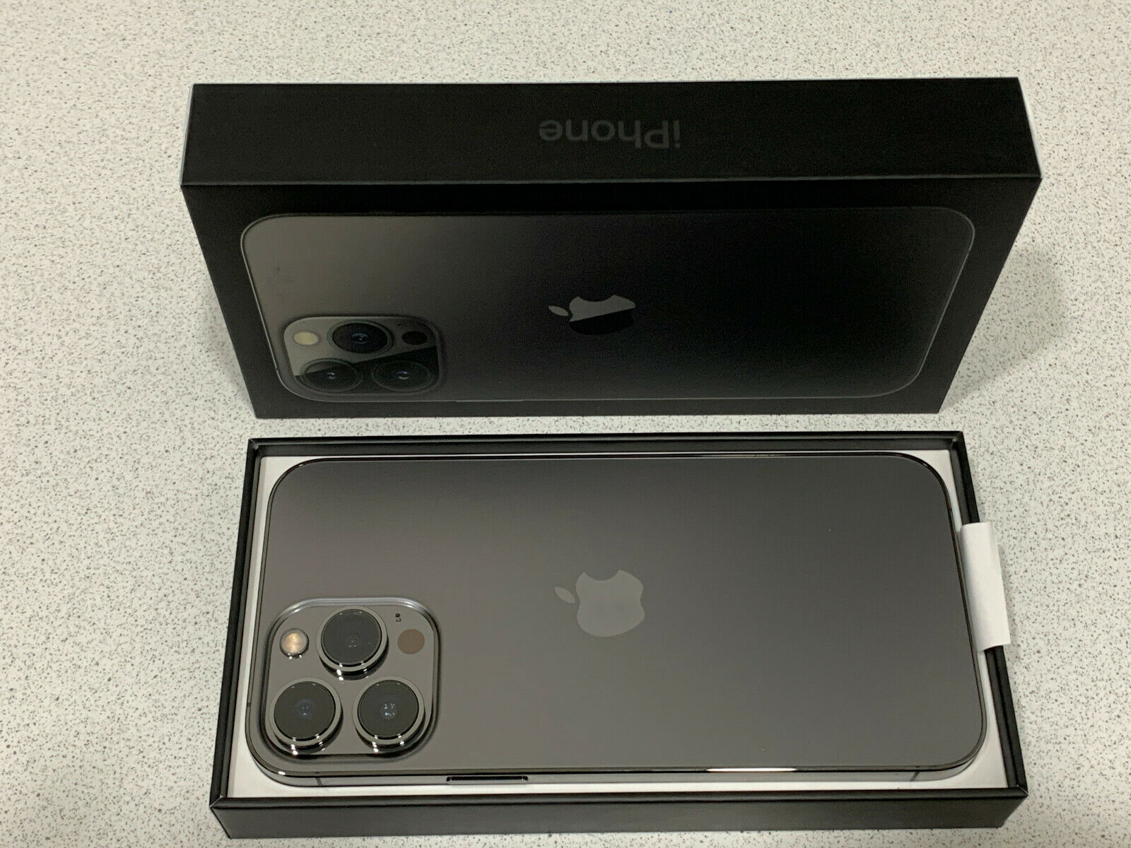 Apple iPhone 13 Pro Max 1 TB Apple iPhone 13 Pro Max 1 TB